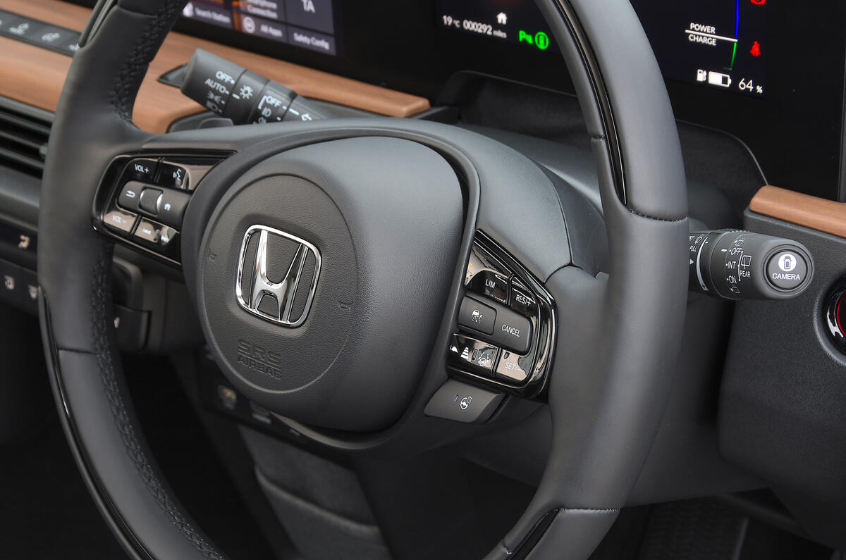 Honda e 2020 : essai longue durée - volant
