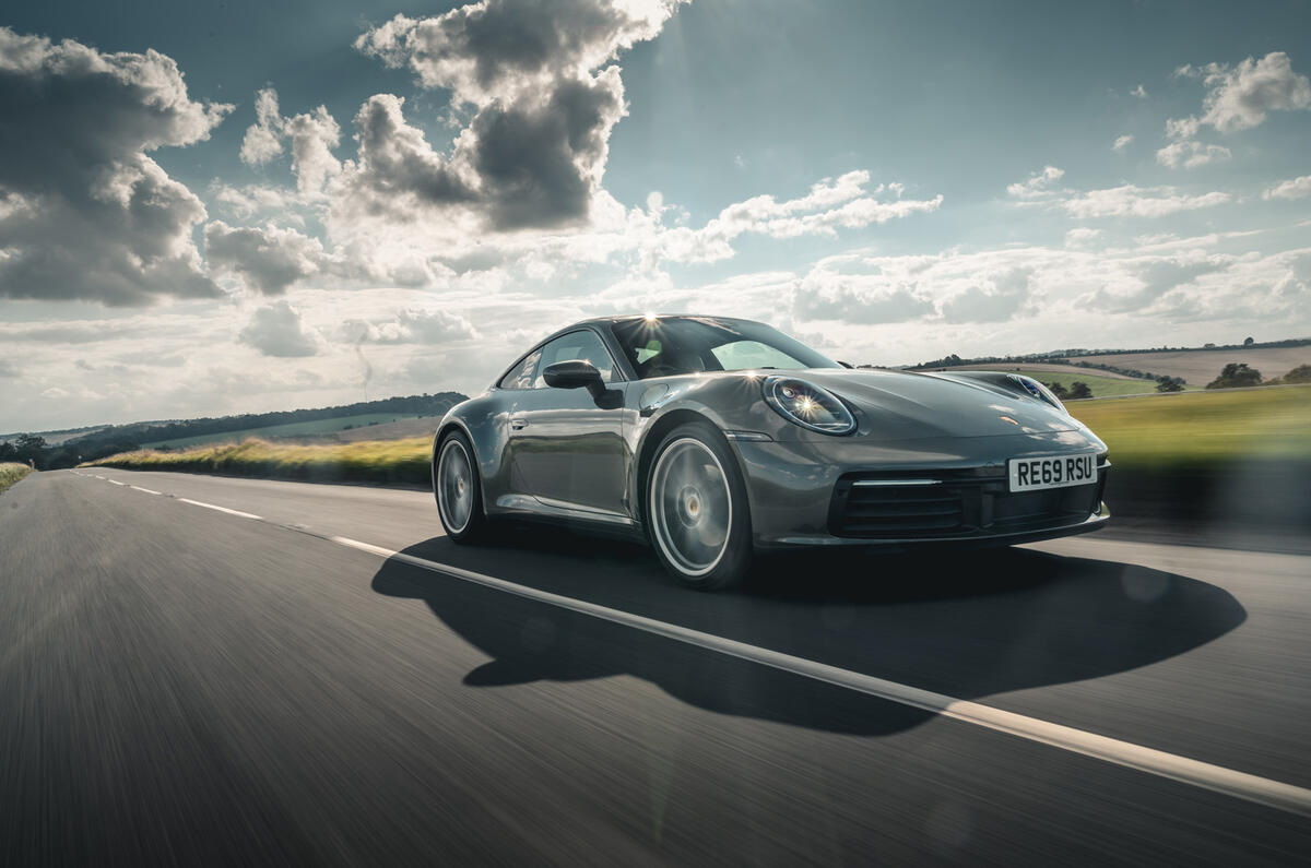 La Porsche 911 Carrera 2020 : un bilan à long terme - sur la route