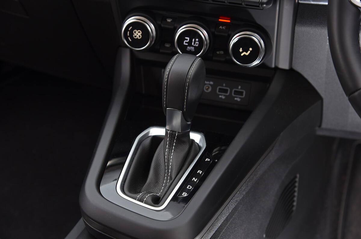 13 Levier de vitesse Renault Arkana 2022 long term review