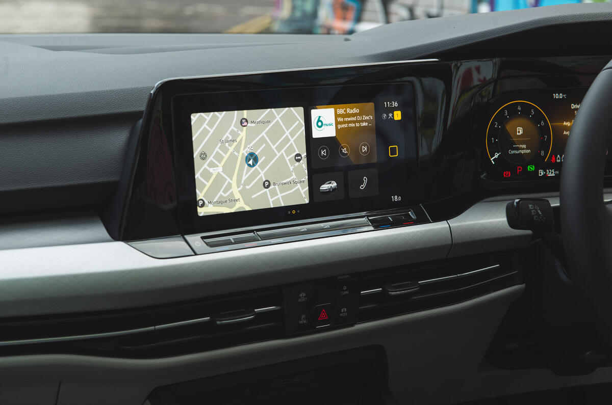 13 Volkswagen Golf 2021 : infotainment sur l'examen à long terme