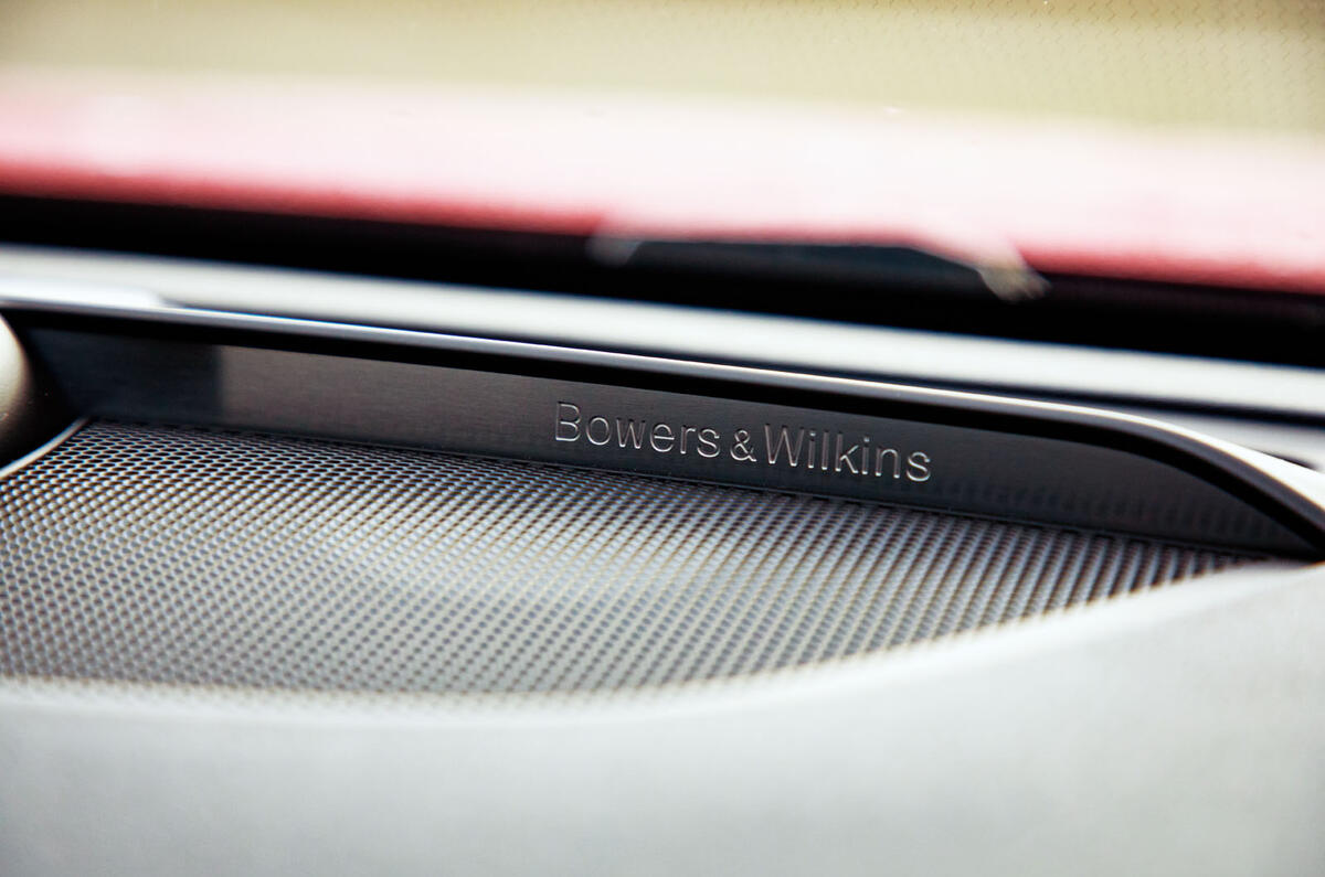Volvo S60 T5 2020 long-term review - speakers