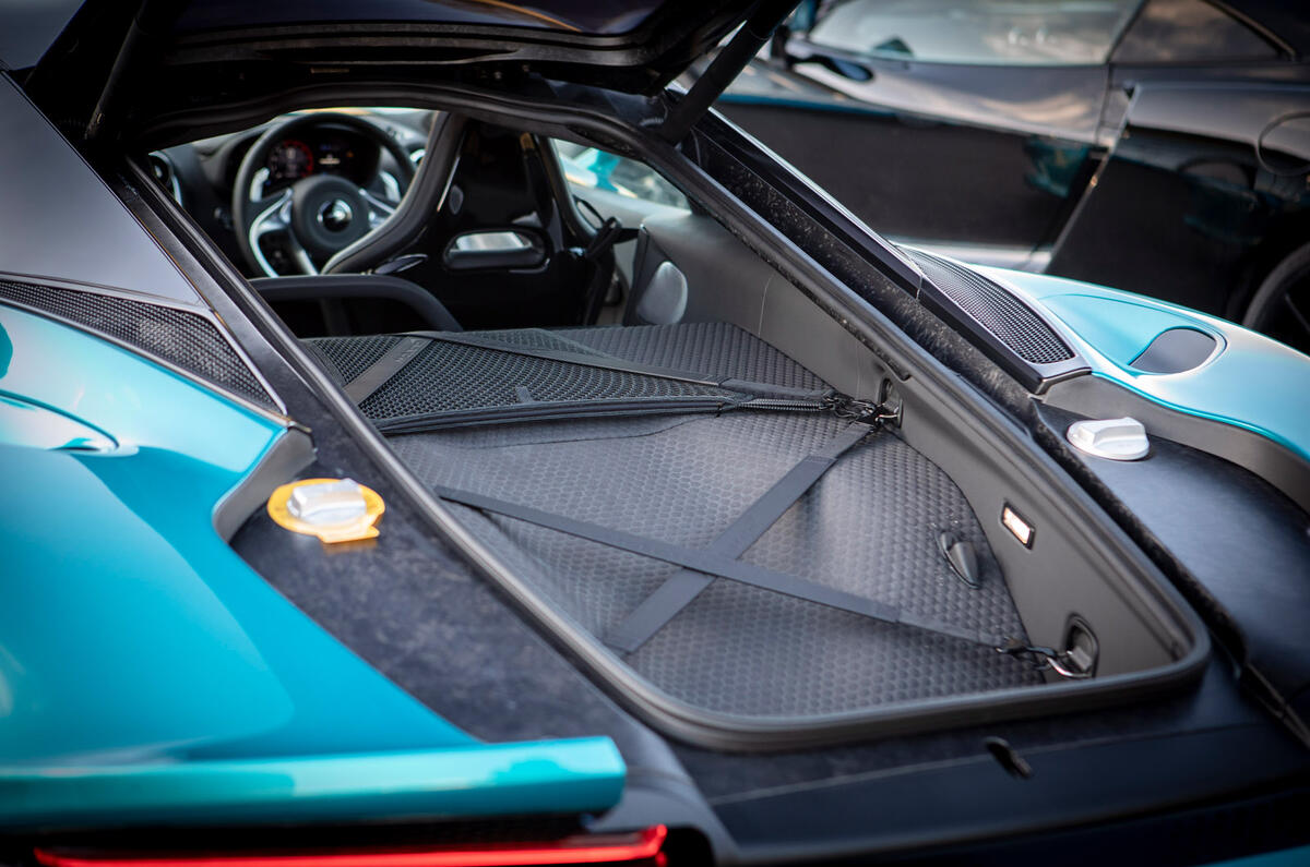 14 Le coffre de la McLaren GT 2022 : test à long terme