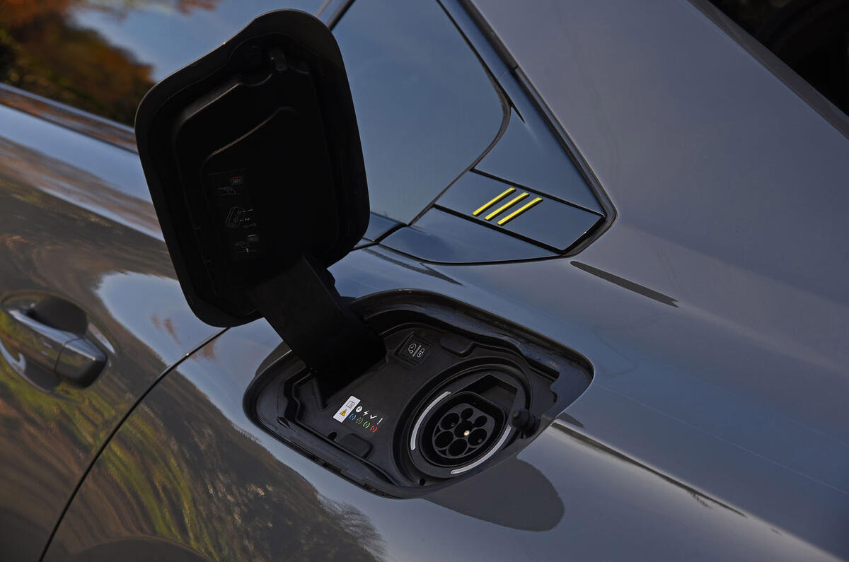 14 Peugeot 508 PSE 2021 : revue à long terme port de charge