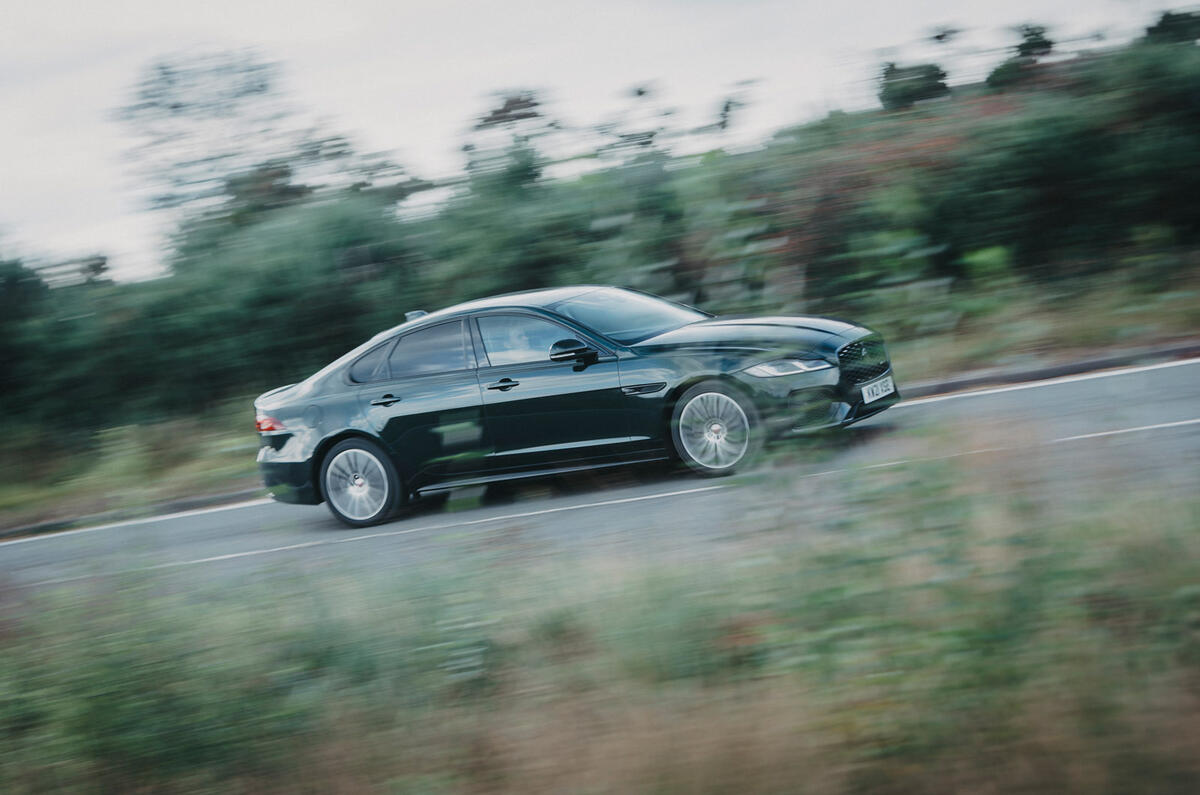 15 Jaguar XF 2021 : essai à long terme - conduite