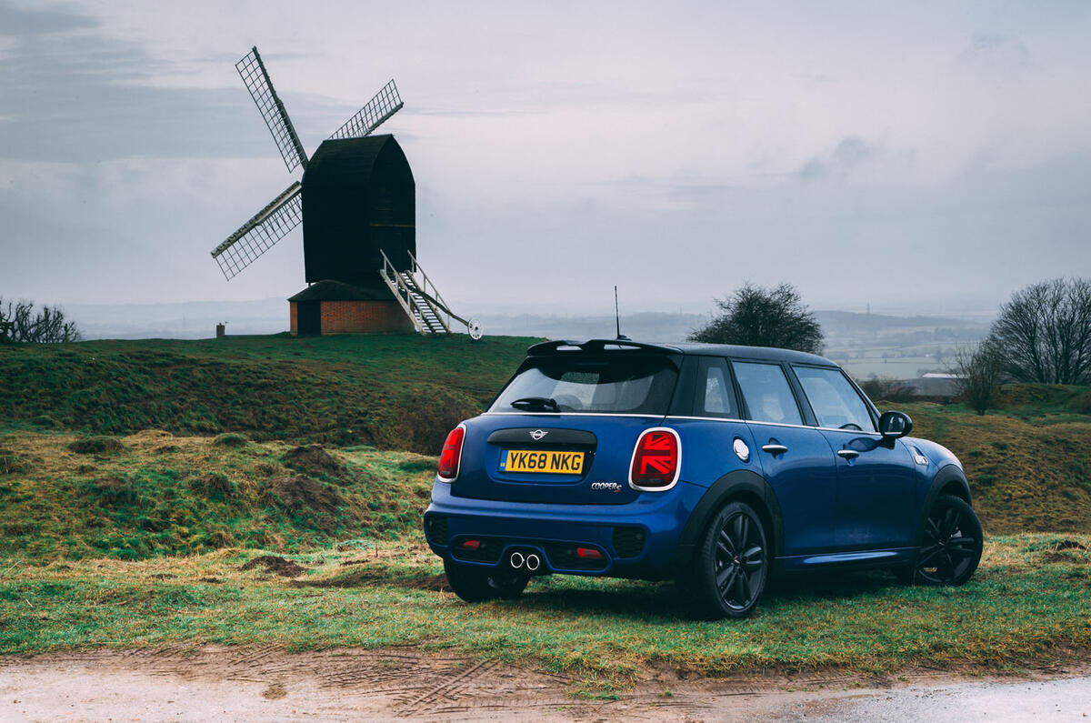 5 Door Car >> Mini Cooper S 5 Door 2019 Long Term Review Autocar 5 Door Car >> Mini Cooper S 5 Door 2019 Long Term Review Autocar