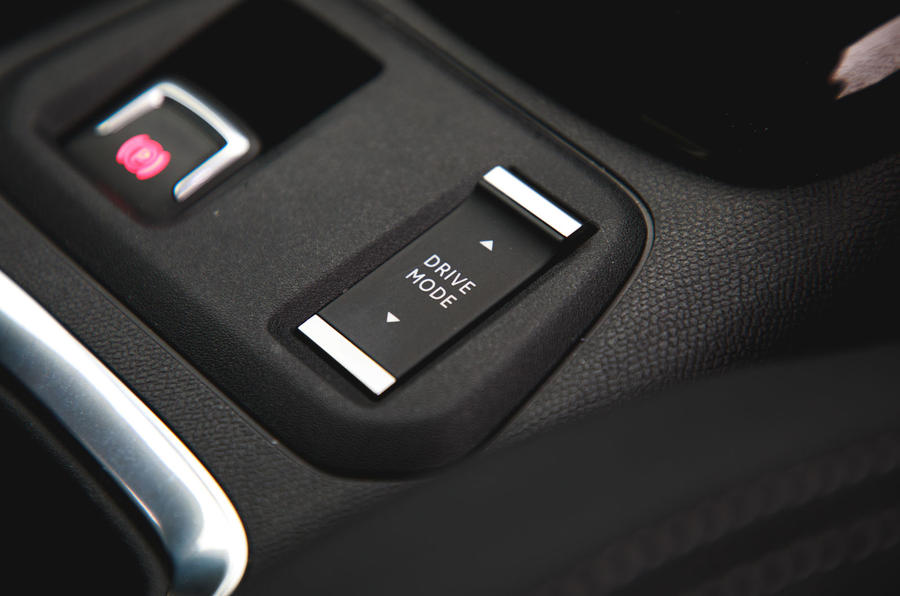 Vauxhall Corsa 2020 : bilan à long terme - mode de conduite