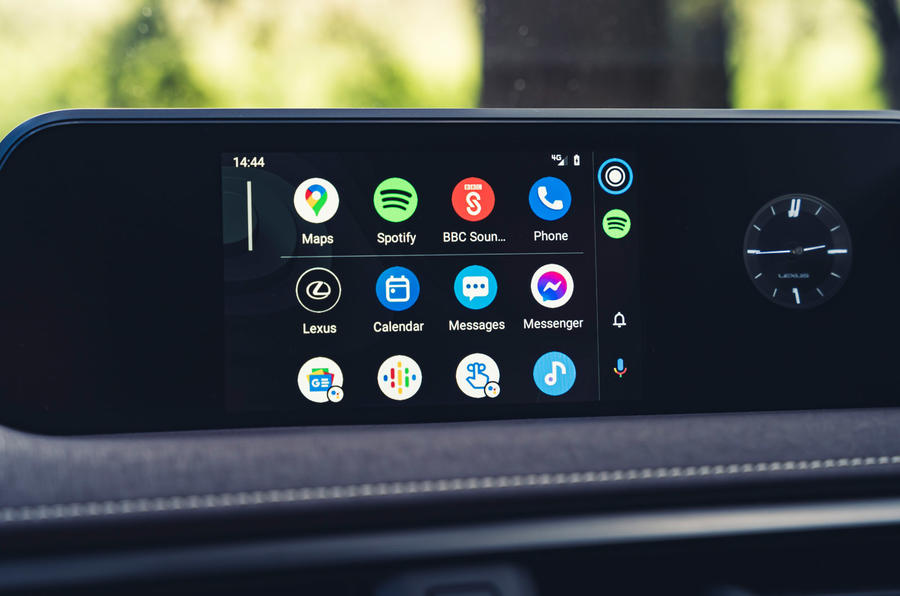 19 Lexus UX300e 2022 : test à long terme Android Auto