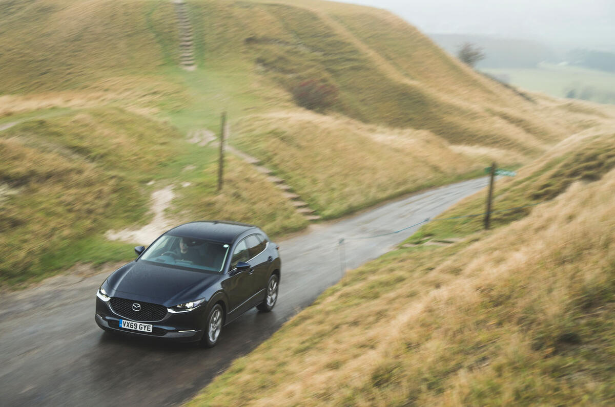 19 Mazda MX 30 2021 : examen à long terme sur la route