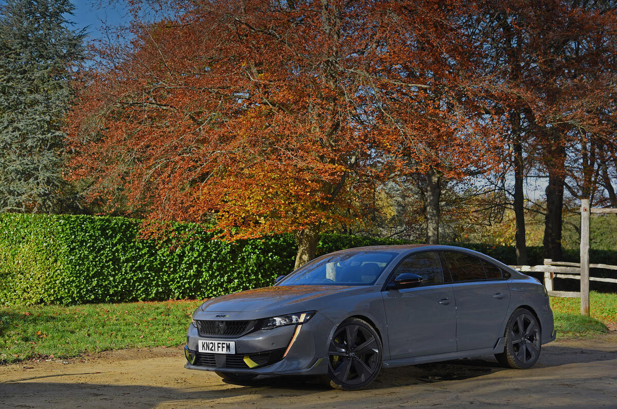 19 Peugeot 508 PSE 2021 : essai à long terme en statique