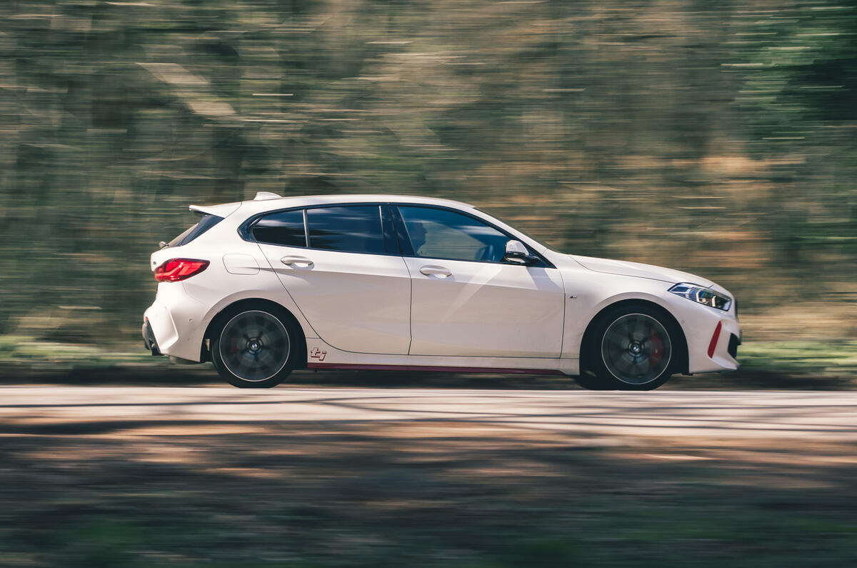 2 BMW 128ti 2021 LT côté héros