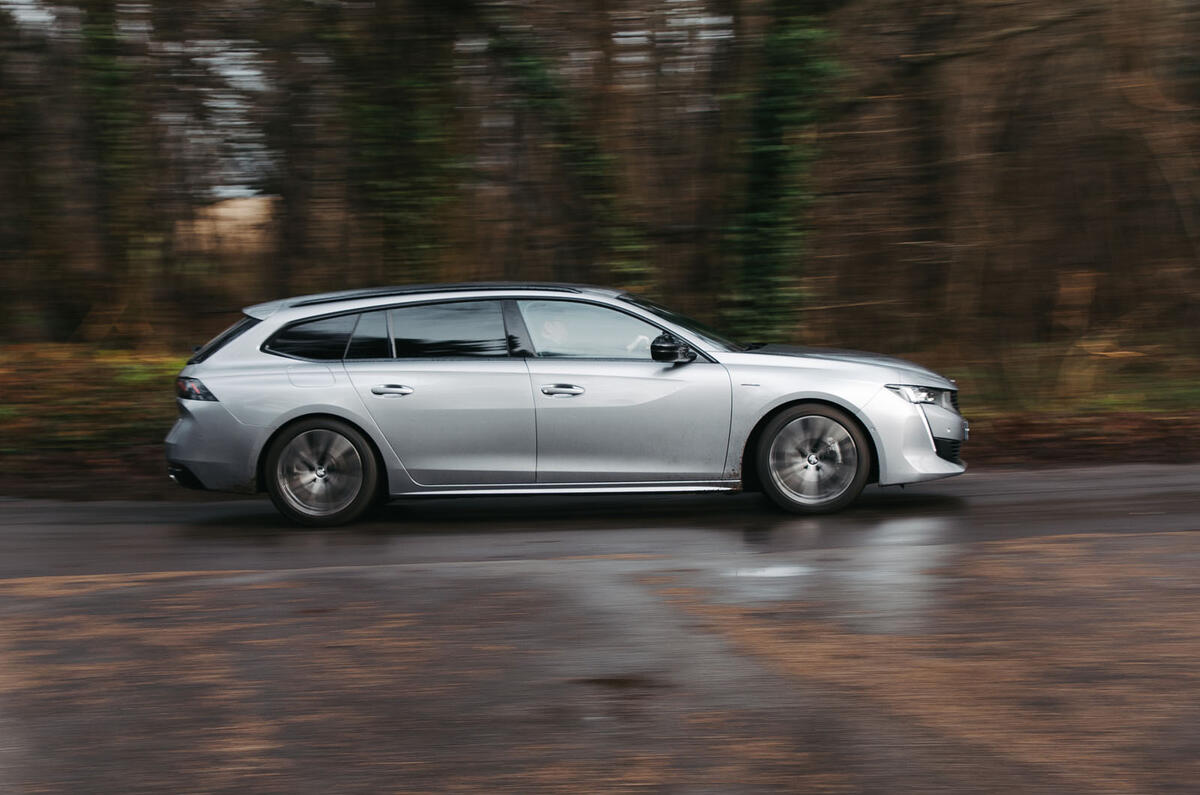 Peugeot 508 SW 2020 : adieu à la révision à long terme - côté