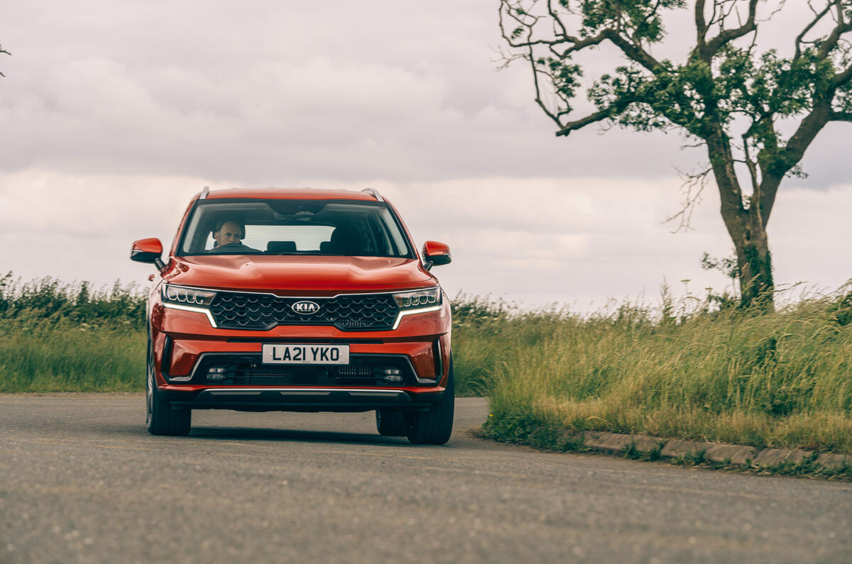 21 Kia Sorento PHEV 2021 long term cornering front