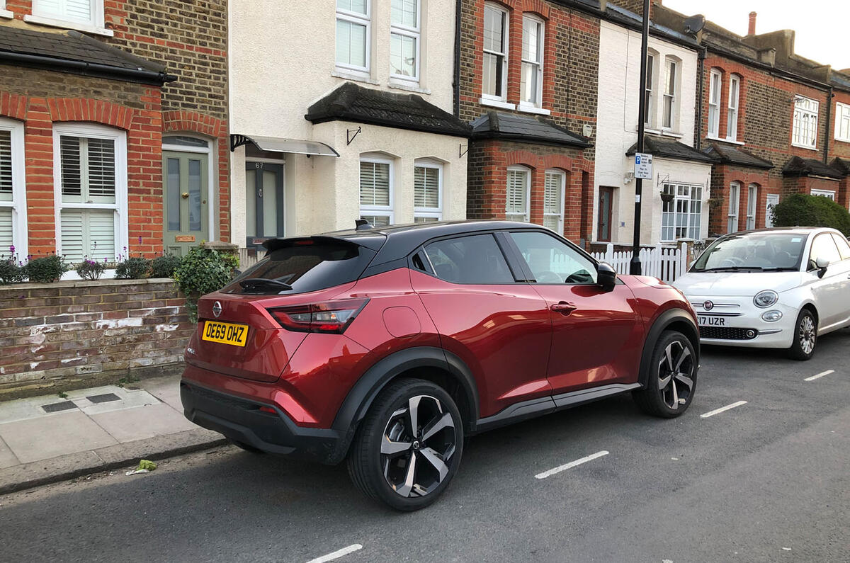 Nissan Juke 2020 : examen à long terme - maison garée