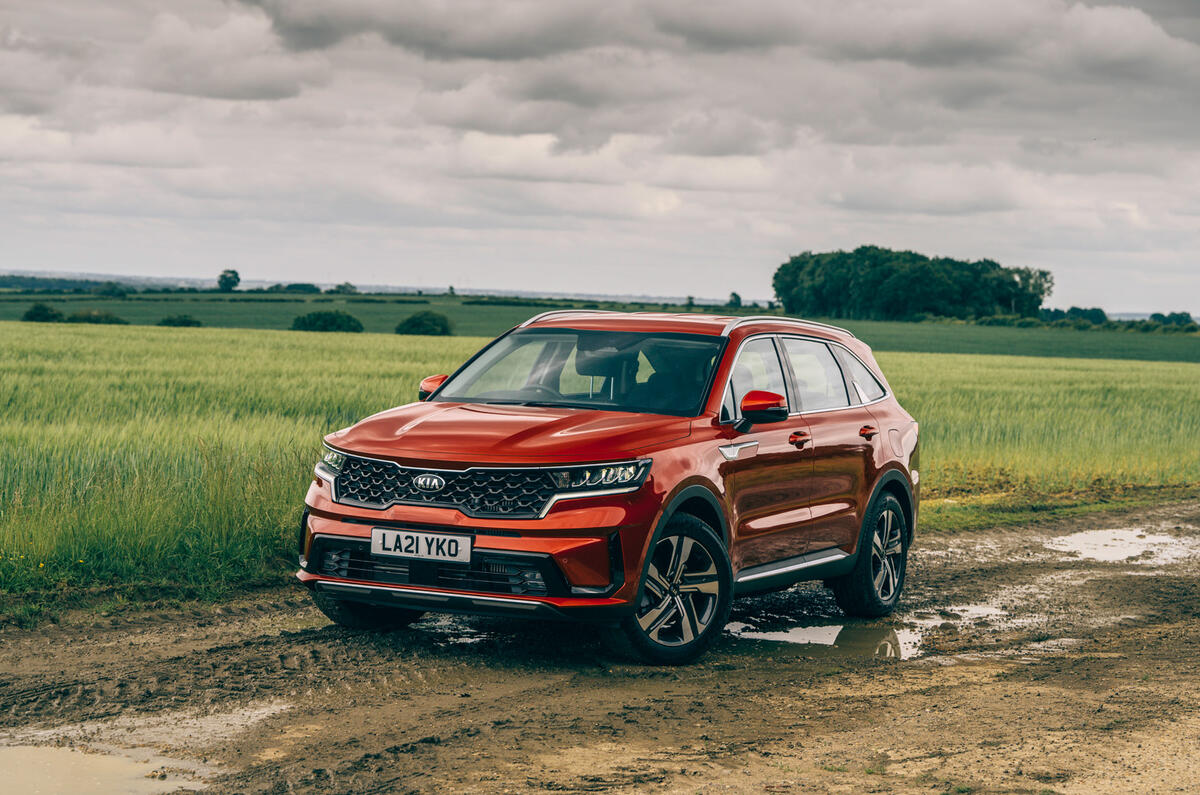 23 Kia Sorento PHEV 2021 long term statique