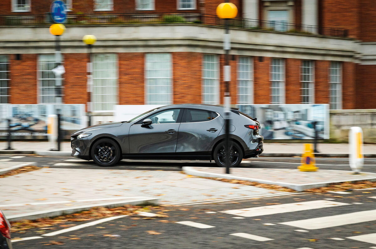 Mazda 3 2019 long term review - crossing