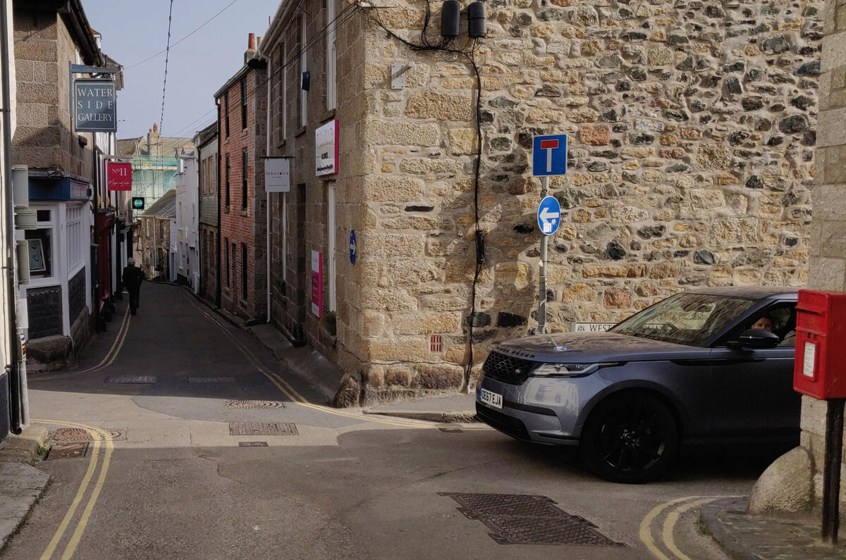 Range Rover Velar 2019 long-term review - cornwall side road