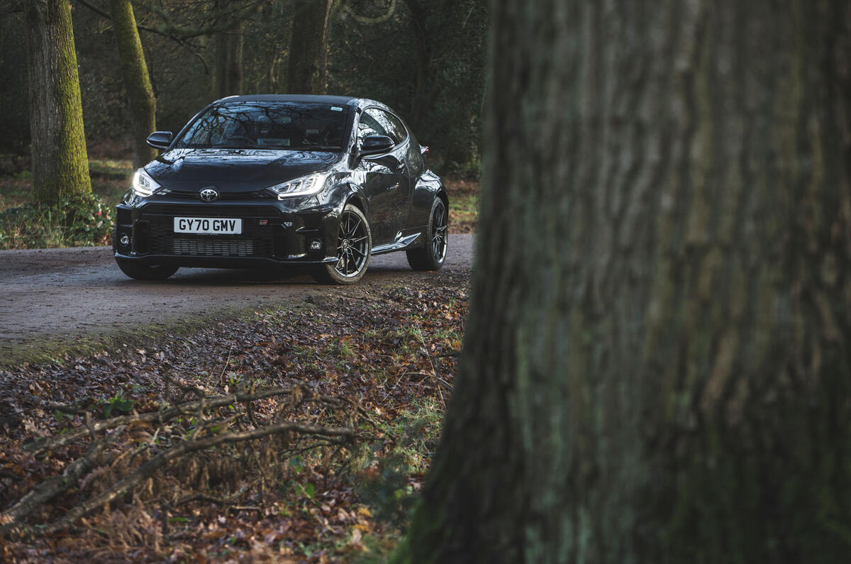 23 Toyota GR Yaris 2021 examen à long terme avant statique