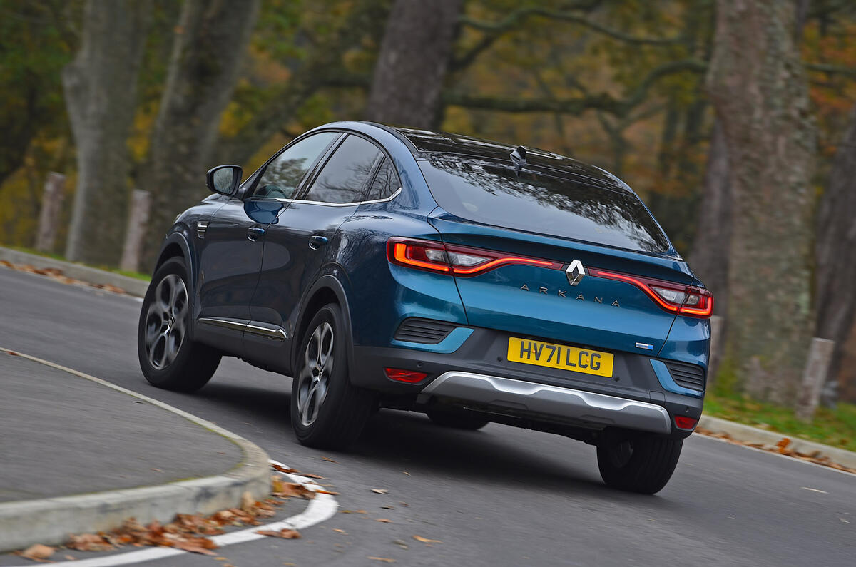 3 Renault Arkana 2022 : revue à long terme - virage arrière