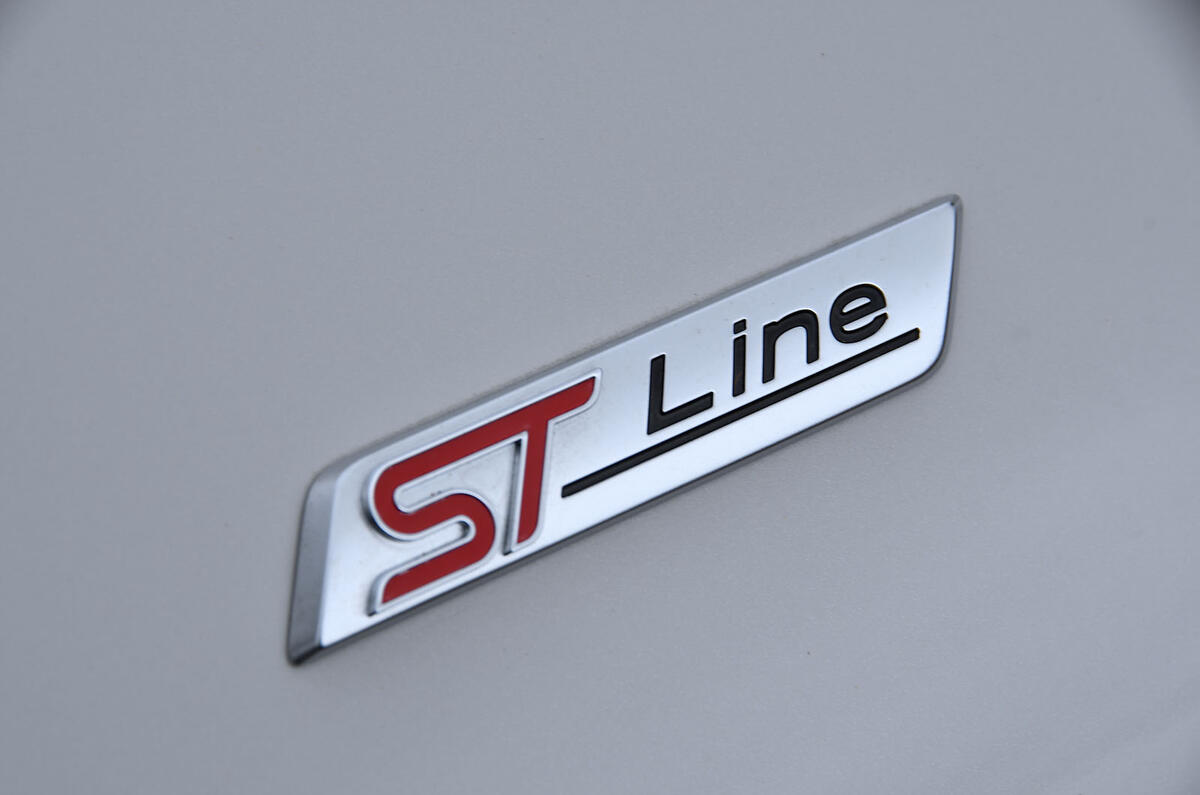 Ford Puma 2020 long-term review - ST line badge