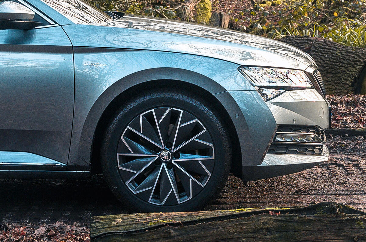 Skoda Superb 2020 long term review - alloy wheels