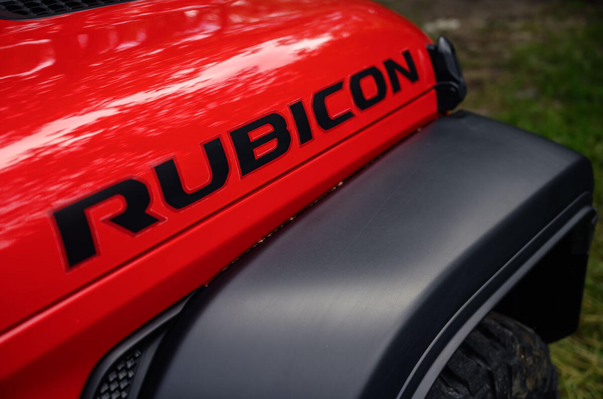 Jeep Wrangler Rubicon 2020 : bilan à long terme - passage de roue