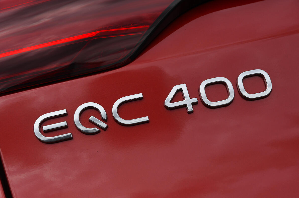 Mercedes-Benz EQC 2020 : révision à long terme - badge arrière