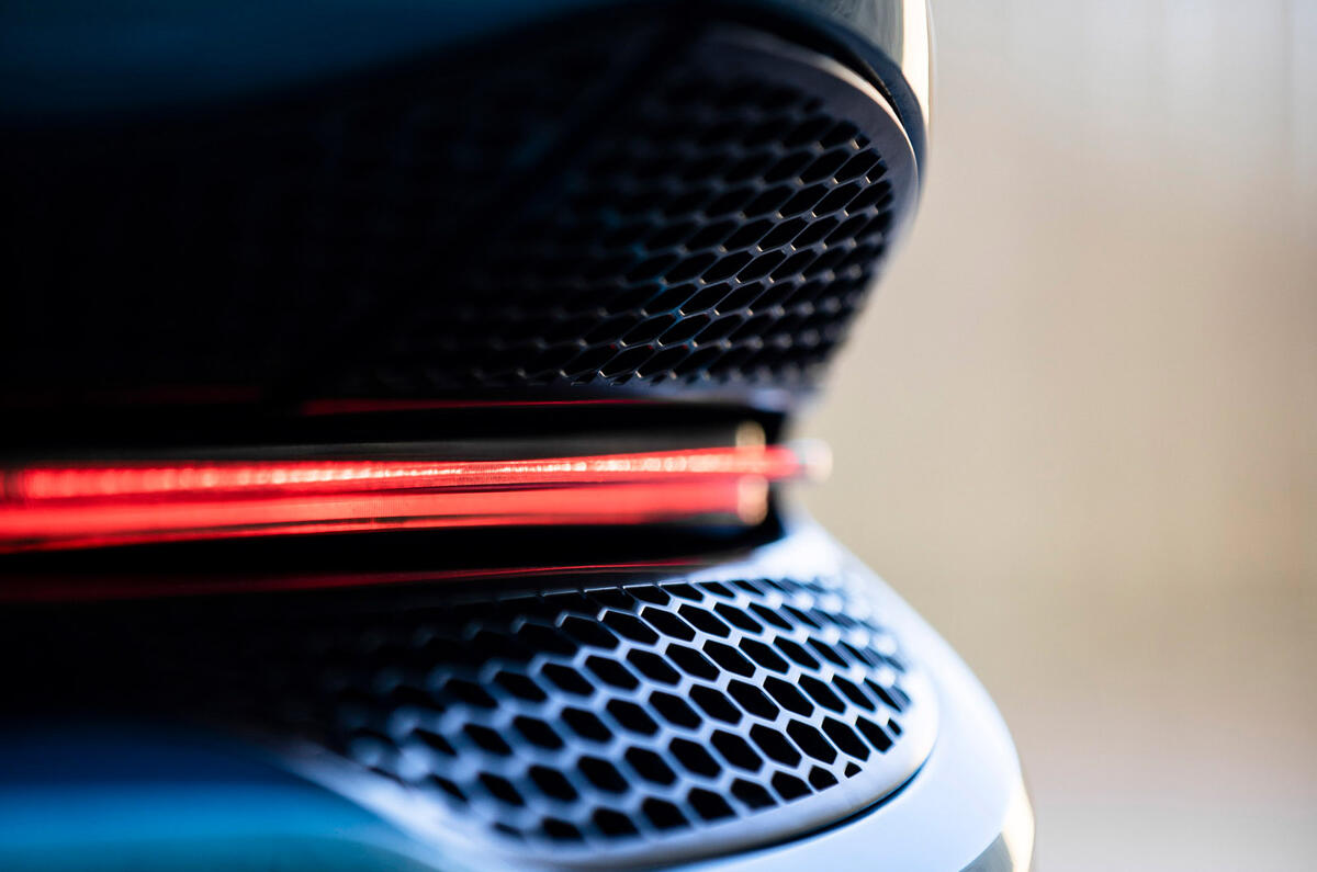7 Feux arrière du McLaren GT 2022 long term review