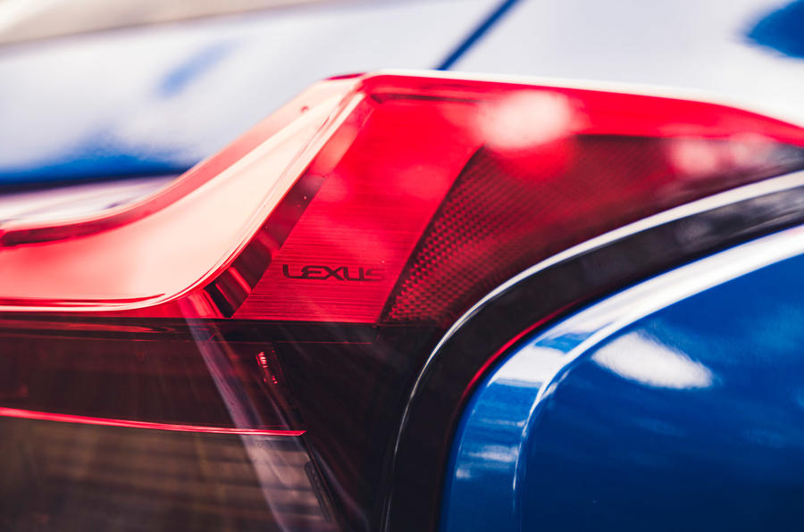 9 Détails des feux arrière du Lexus UX300e 2022 long term review