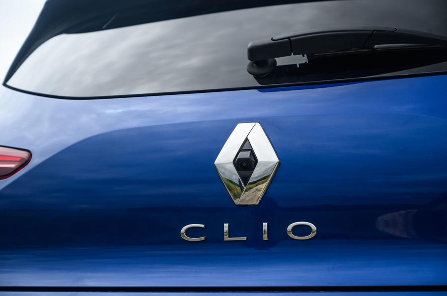 2020 Renault Clio TCe 130 R.S Line - badge