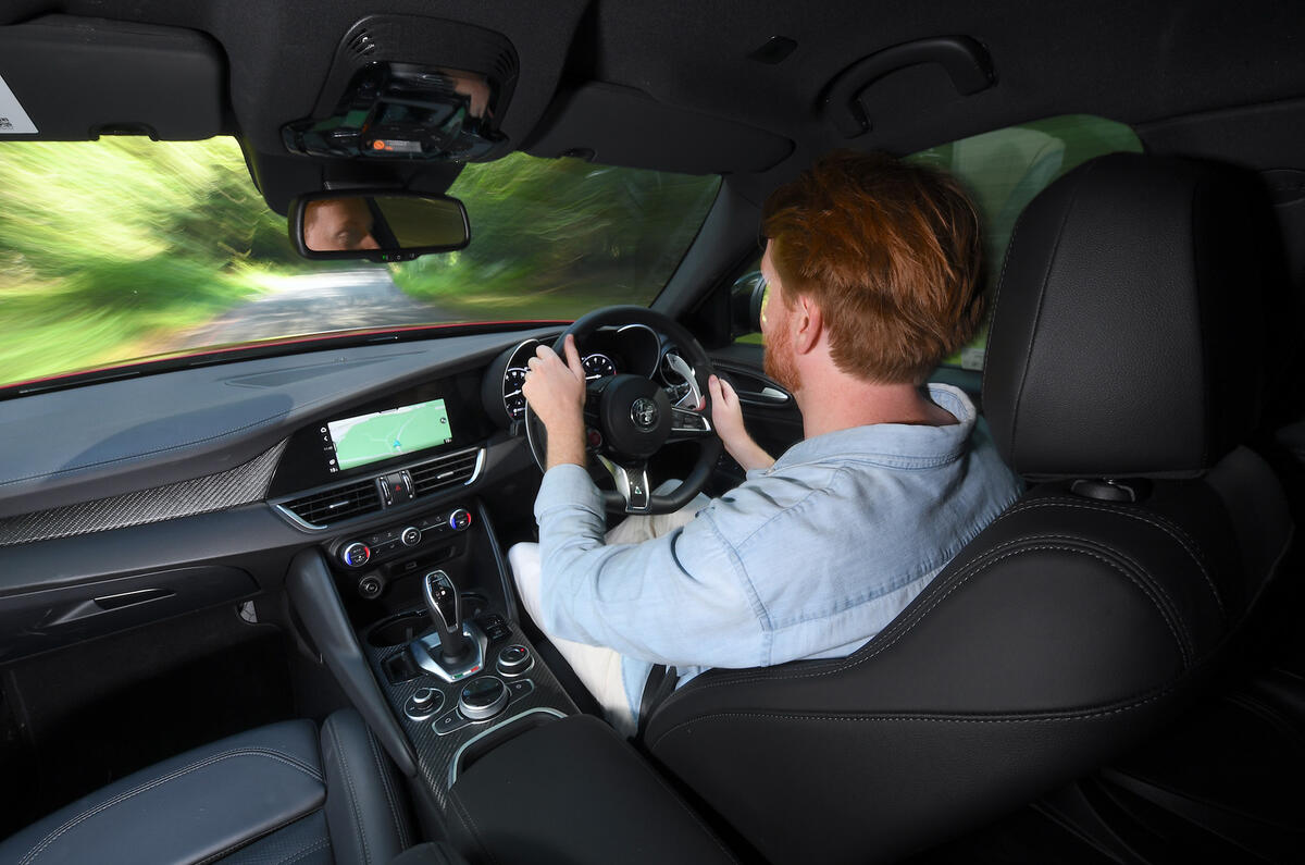 Alfa Romeo Giulia shpt conducteur