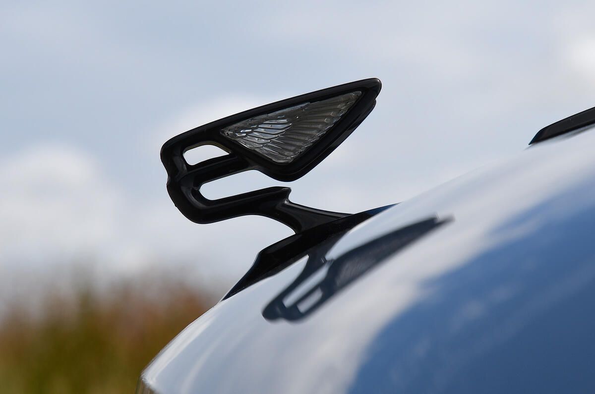 Bentlet Flyinf Spur Lt  SC  202320230710 6468