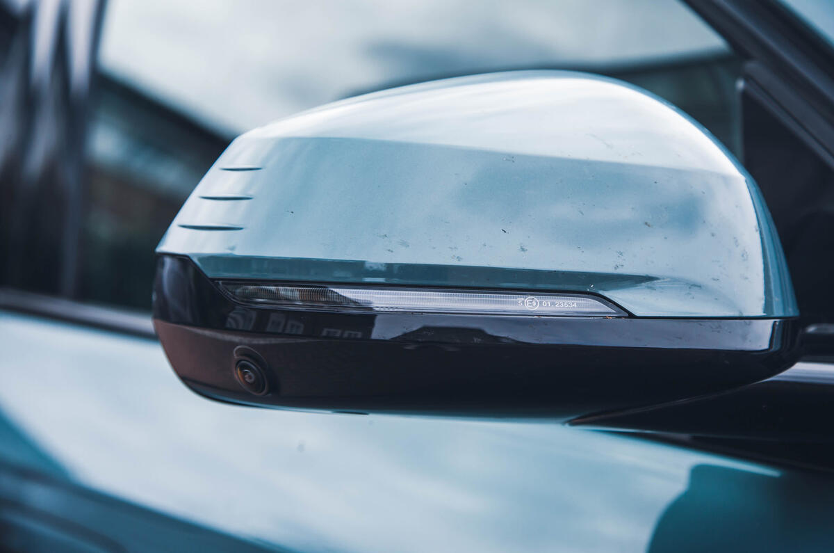 Зеркало боковое BMW iX1