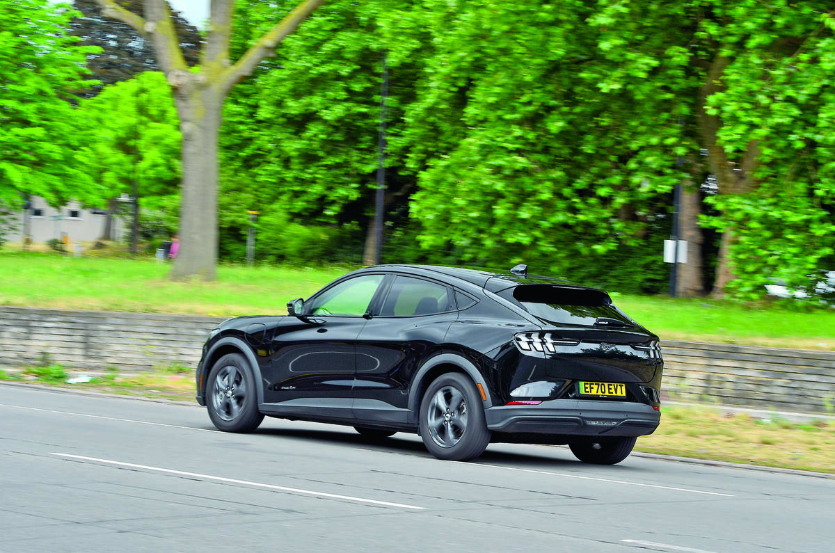 Mustang Mach E arrière à long terme