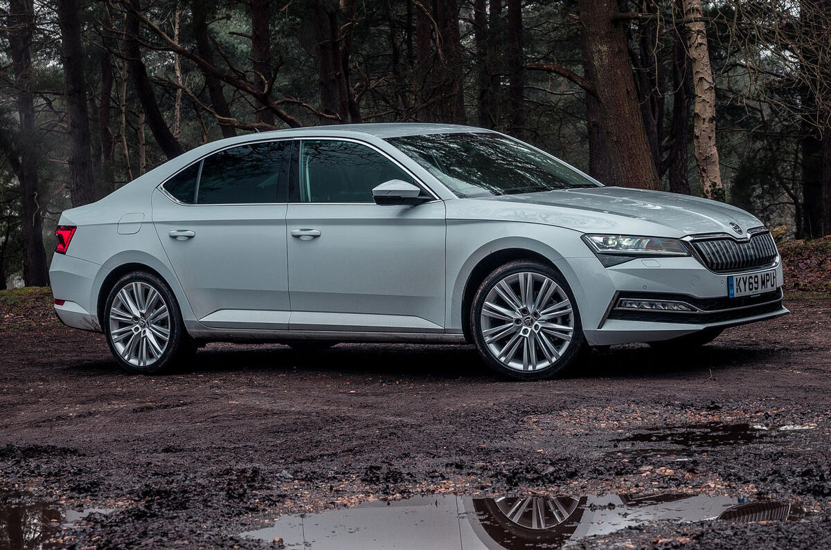 Skoda Superb iV hatchback