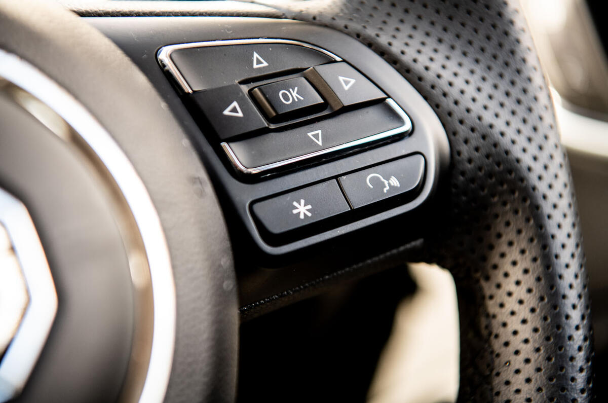 MG ZS 2019 long-term review - steering wheel buttons
