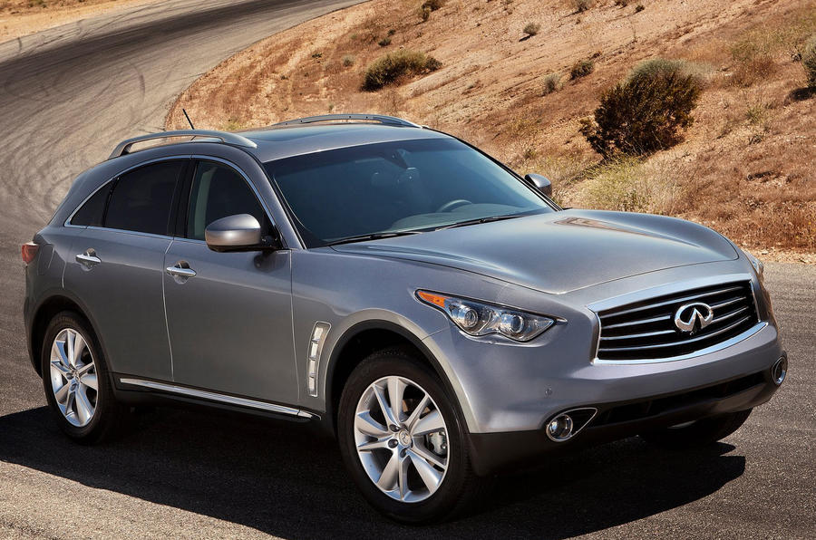 Facelifted Infiniti FX revealed