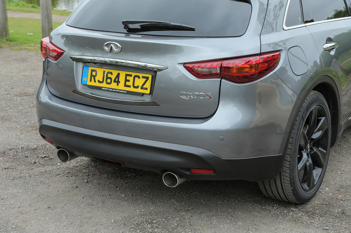 Infiniti QX70 2013-2018 Review (2021) | Autocar