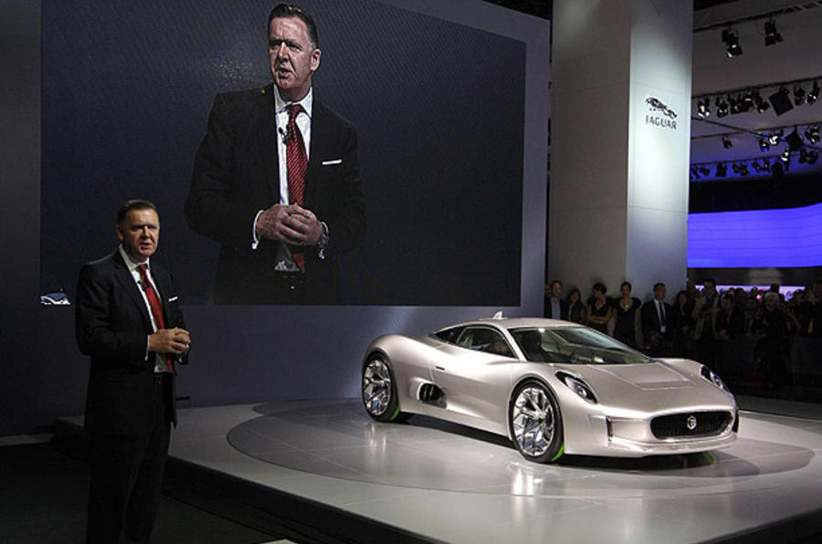 Jaguar boss to stand down