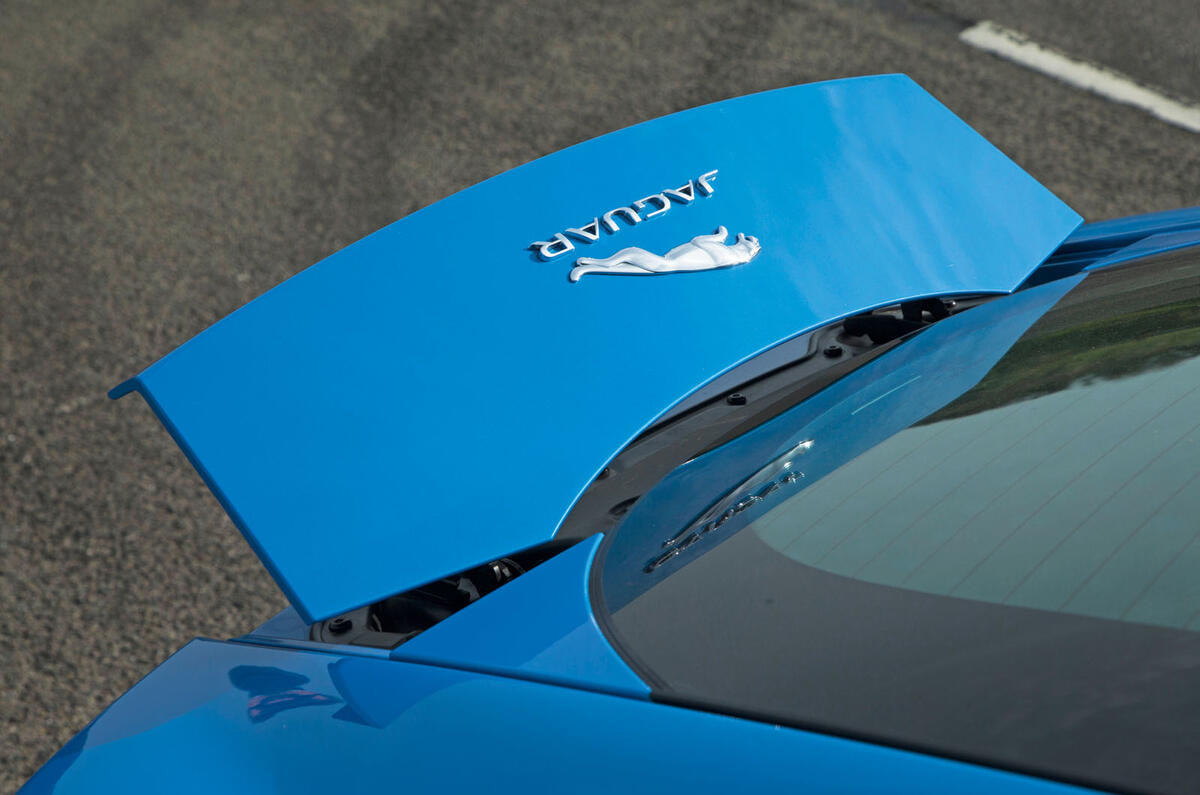 Jaguar F-Type 2.0 powered bootlid