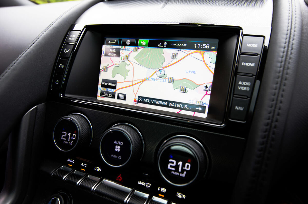 Jaguar F-Type infotainment system