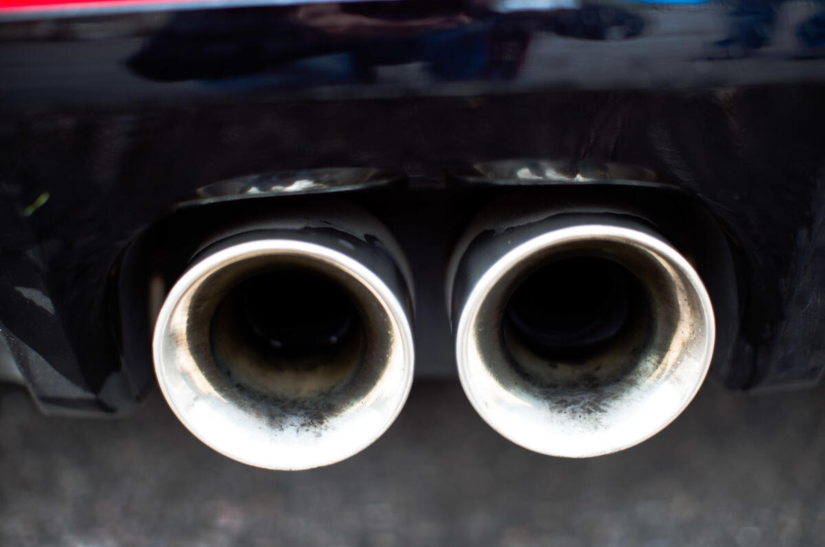 Jaguar F-Type twin exhaust