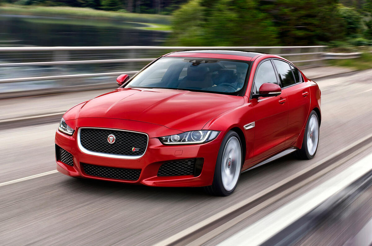 Jaguar xe 2015