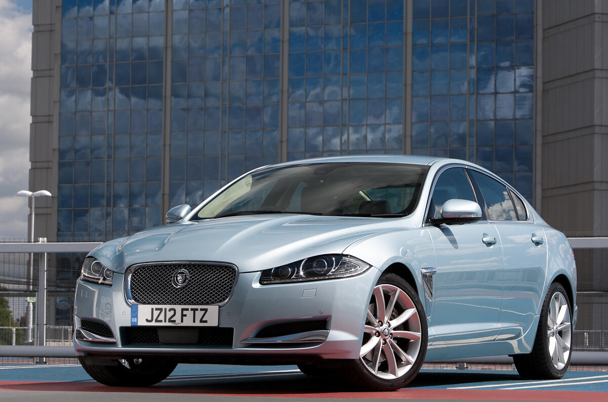 New Jag XF dips below £30k