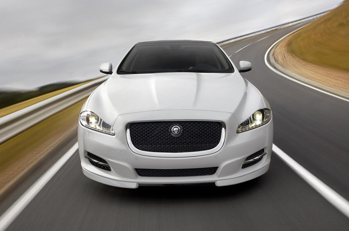 Jaguar XJ freed to hit 174mph