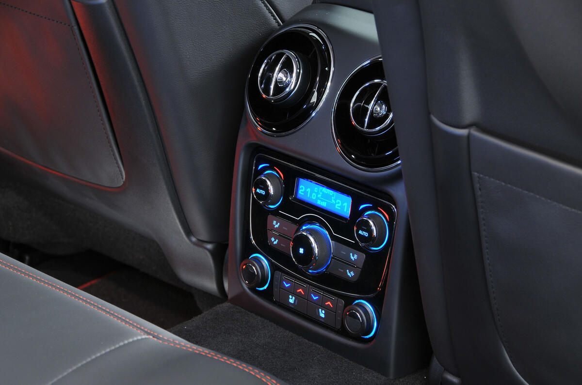 Jaguar XJ rear climate controls