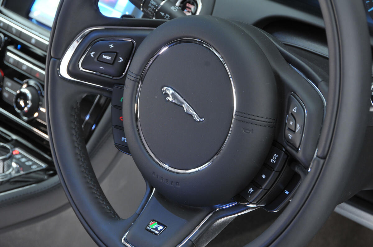Jaguar XJ steering wheel