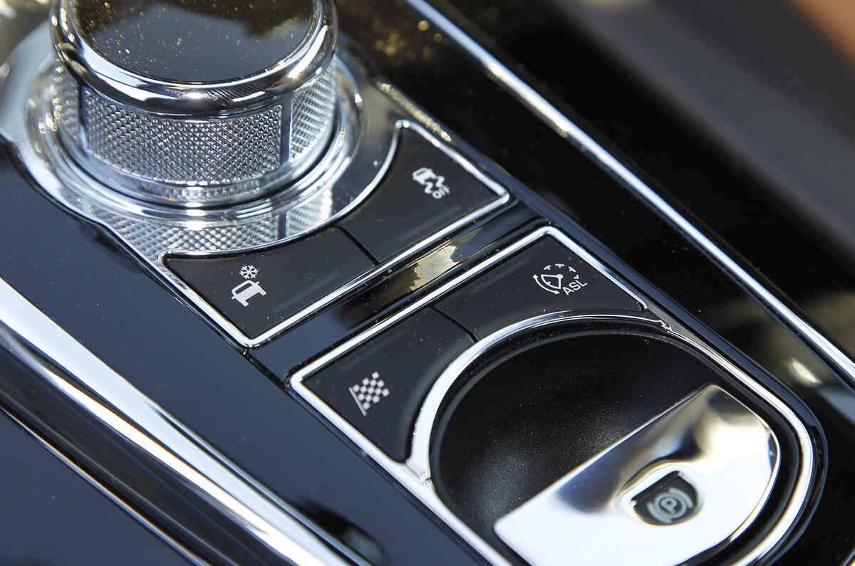 Jaguar XK automatic gearbox