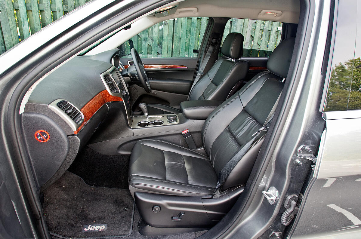 Jeep Grand Cherokee Interior Autocar