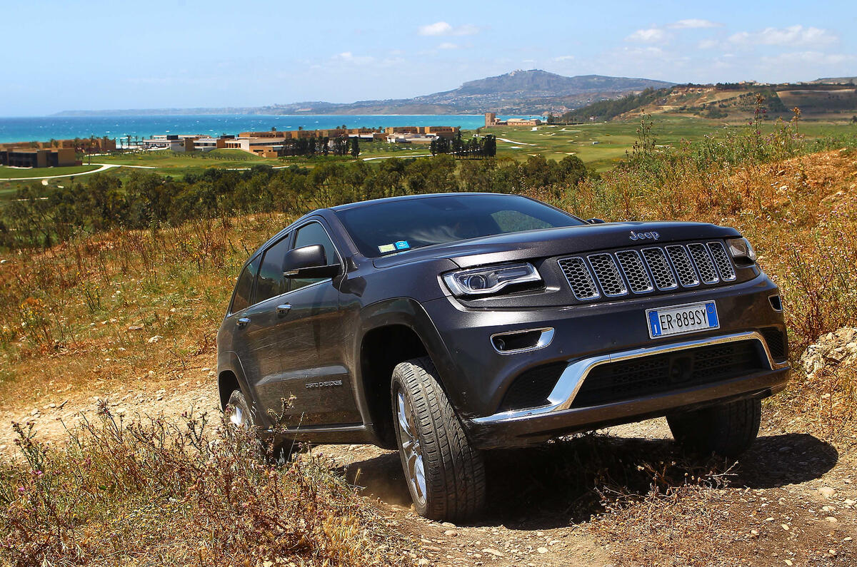 Jeep Grand Cherokee 3 0 V6 Crd Summit First Drive