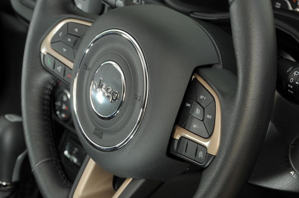 jeep renegade steering wheel controls